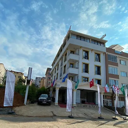 Kuba Homes Airport *